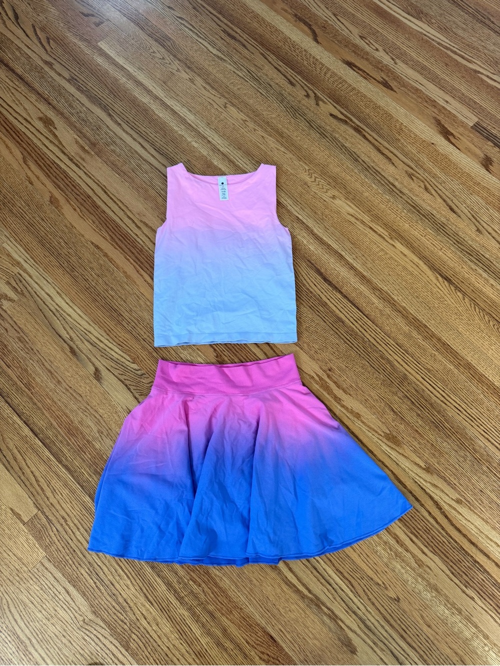 Yogalicious Girls Pink-to-Blue Ombre Skirt Set